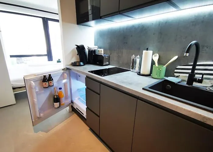 Apartament Hh 03 By Rockchair - Superhost Status - Modernes Mit Sonnigem Balkon & Premium Boxspringbetten In Winterhude - Geheimtipp Hamburg
