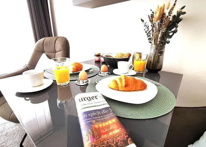 Hh 03 By Rockchair - Superhost Status - Modernes Mit Sonnigem Balkon & Premium Boxspringbetten In Winterhude - Geheimtipp Hamburg