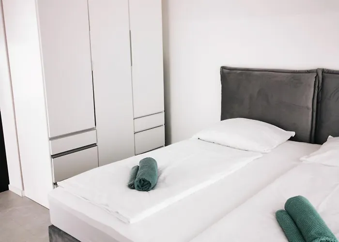 Hh 03 By Rockchair - Superhost Status - Modernes Mit Sonnigem Balkon & Premium Boxspringbetten In Winterhude - Geheimtipp * Hamburg