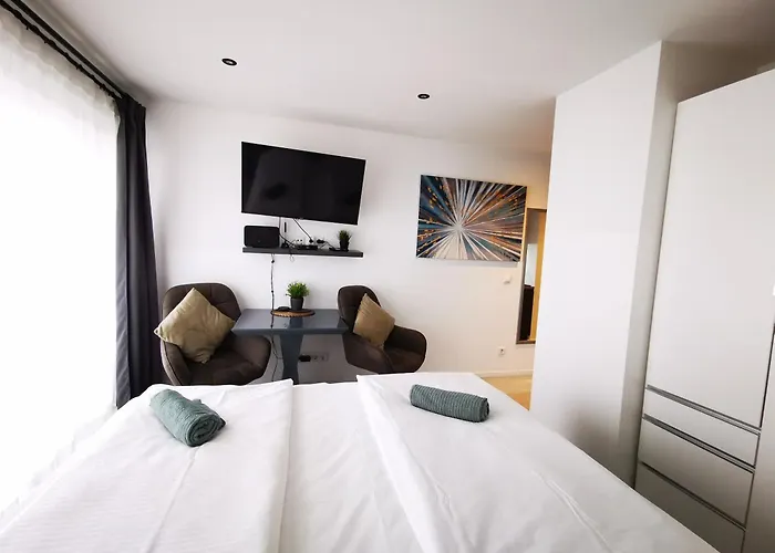 Hh 03 By Rockchair - Superhost Status - Modernes Mit Sonnigem Balkon & Premium Boxspringbetten In Winterhude - Geheimtipp * Hamburg